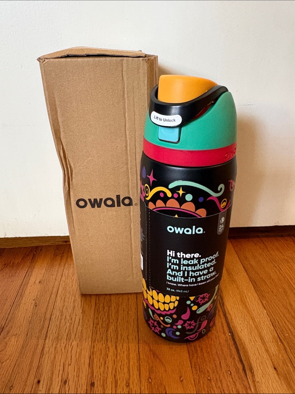 NIB Owala 32oz Tumbler